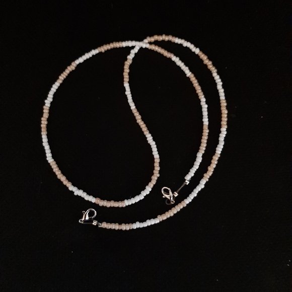 "BLM" Handmade Beaded Face Mask Lanyards "black lives matter" - Picture 5 of 5